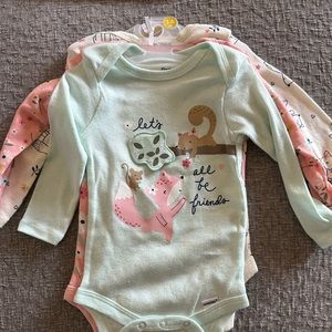 BRAND NEW BABY GIRL CLOTHING GERBER 3-6 MONTHS